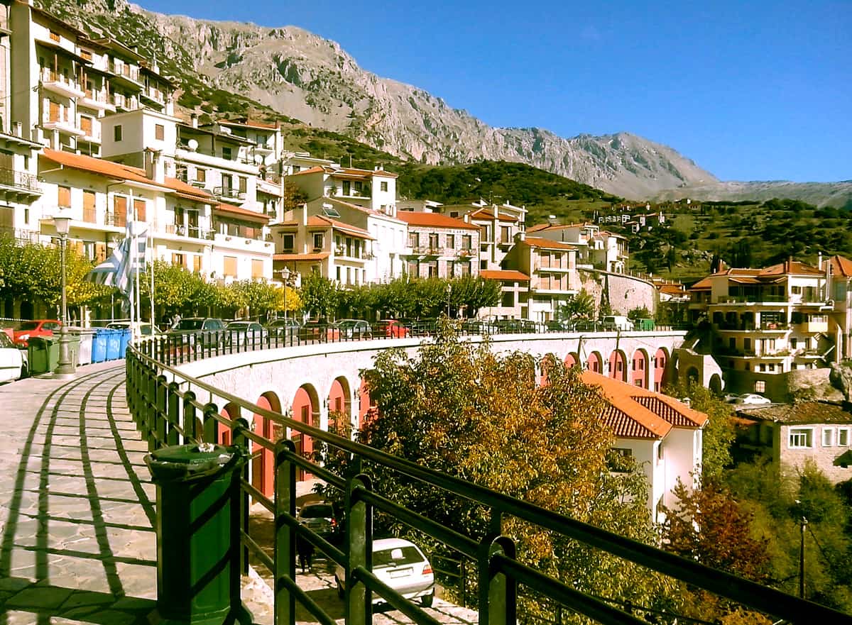 The mountain village of Arachova is a great place to stop with nice shops and restaurants